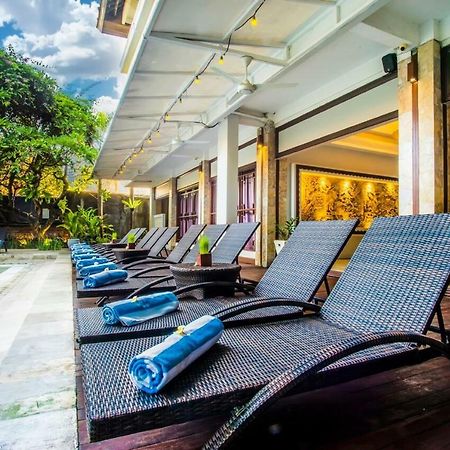 Maharani Beach Hotel Kuta Lombok Exterior foto