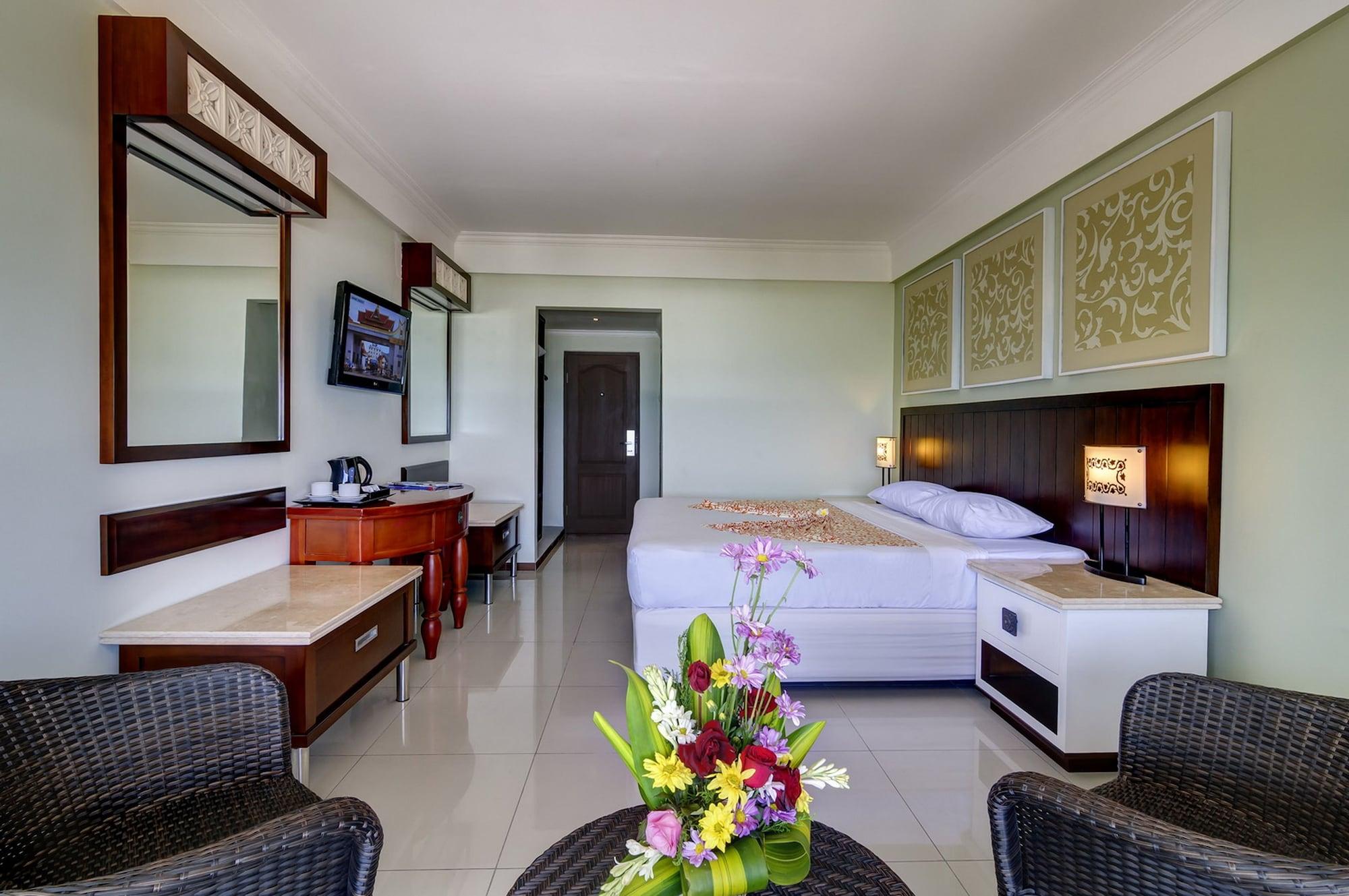 Maharani Beach Hotel Kuta Lombok Exterior foto