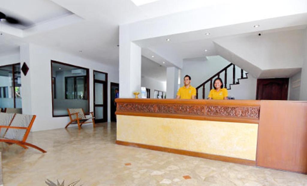 Maharani Beach Hotel Kuta Lombok Exterior foto
